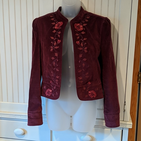 Lucky Brand Jackets & Blazers - Lucky Fitted Velvet Rose Embroirded Blazer